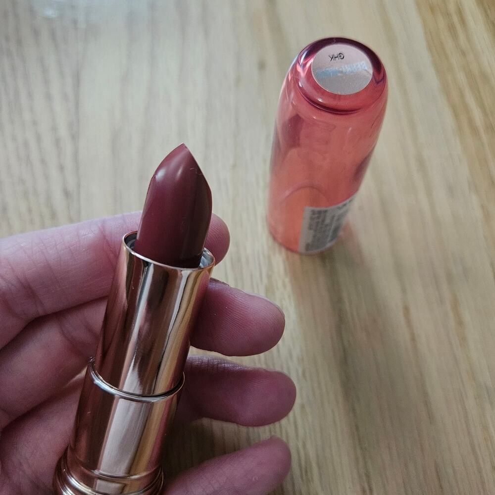 Flower Beauty Perfect Pout Lipstick Berry-More NEW